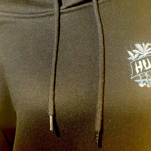 HURLEY Sweater Vintage Rare Design (Black, Baby Blue & White Print) $68 - Picture 4 of 16